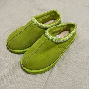 Womens Green UGG Tasman slipper in US 9